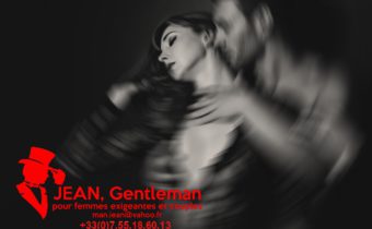 Puis lescort boy l’attrapa par la main et l’attira à lui